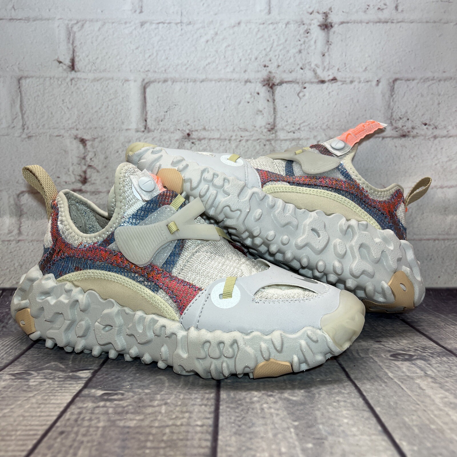 nike ispa light bone