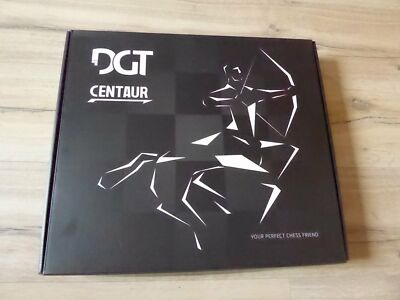 DGT Centaur Intelligenter Schachcomputer, der sich Ihrer Spielstärke anpasst.