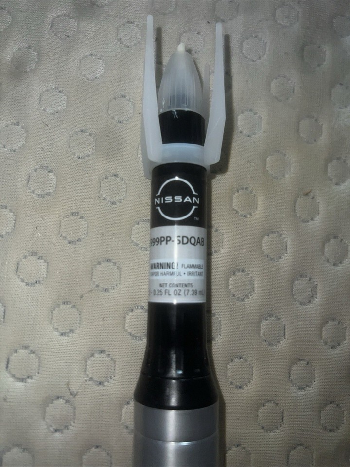 New OEM Nissan QAB Pearl White 3in1 Touch Up Paint + Clear Coat 999PP