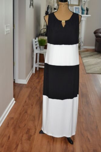 Chico's NWT Black/White Mia sleeveless stretchy Colorblock Maxi Dress sz M