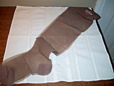 1 PAIR VINTAGE BERKSHIRE EYE CATCHERS 100 NYLON FASHIONED SHEER THIGH HIGH SZ B