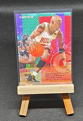 1995-96 Fleer -🔥 Michael Jordan 🔥#22