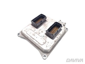 Opel Vectra Motorsteuermoduleinheit 1.9 CDTI Diesel 88kW (120 HP) 55355631 2007