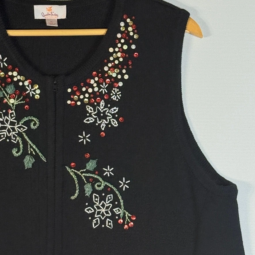 Quacker Factory XL Black Embroidered Cardinal Snowflake Christmas Holiday Vest - Image 3 of 4