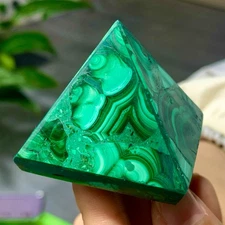 81G Natural malachite Pyramid Chakra Treatment Energy Stone Generator Spiritual