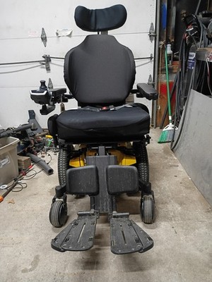Quantum Edge 3 Electric Power Wheelchair ILevel, Tilt Legs, Power Tilt