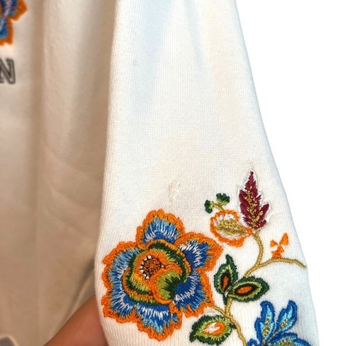 YRN Young Rich Nation Oversize Crop Floral Embroidered Hoodie Women's Size XS - Picture 9 of 10