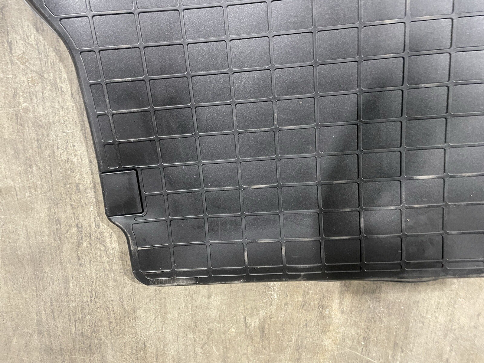 Maserati Levante Used Weather Tech Cargo Mat 2016-2024 401026