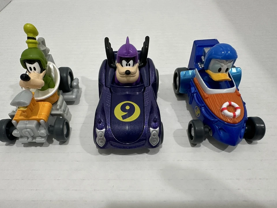 Disney Roadster Racers Coches Diecast Donald, Pete & Goofy Lote de 3 Juguetes para Niños Foto 2 de 4