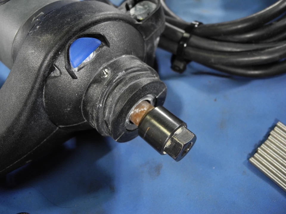 Dremel 120 Volt Advantage 9000 Corded Electric High Speed Rotary Tool TESTED - Image 3 of 4