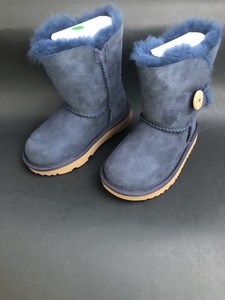 uggs toddler 9