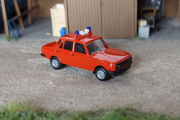Herpa Mcz 03-399 Ifa Wartburg 353 Modell 84 Feuerwehr Adw Ddr Rot 1:87 Neu Ddr-image