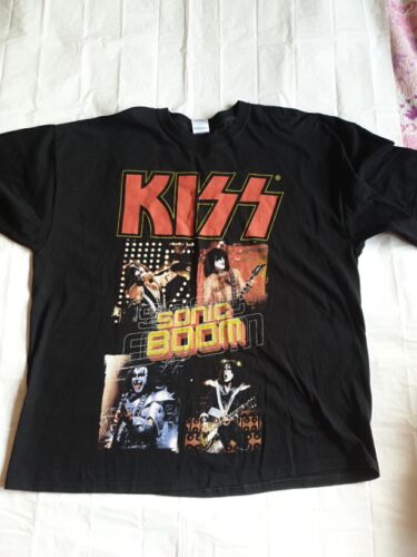 Kiss Sonic Boom T Shirt 2XL Gildan Softstyle Band T Black - Afbeelding 1 van 6