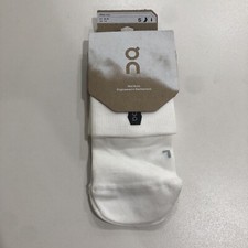 On White Performance Mid Sock Small