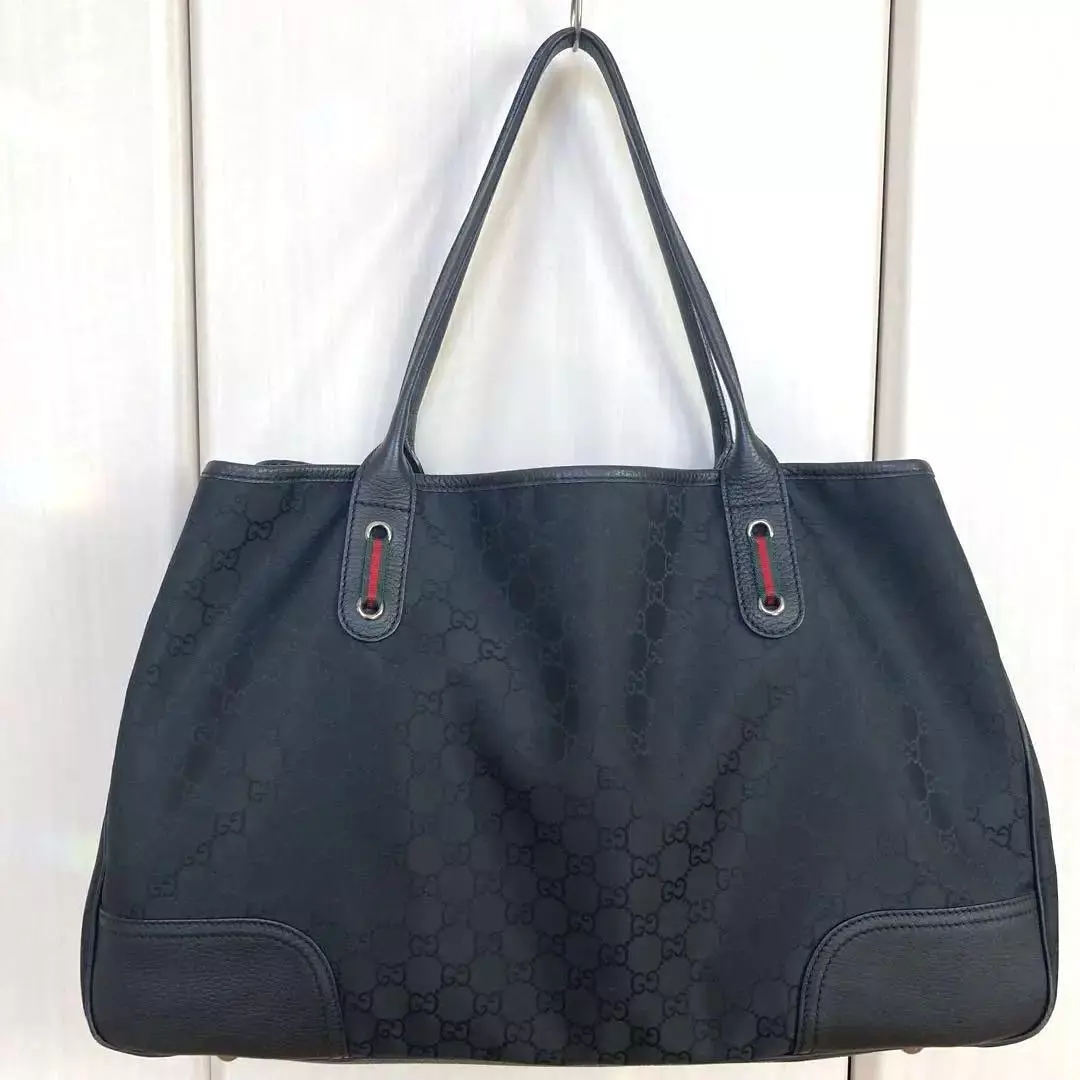 Sac fourre tout GUCCI GG motif ligne sherry #PCHMAM