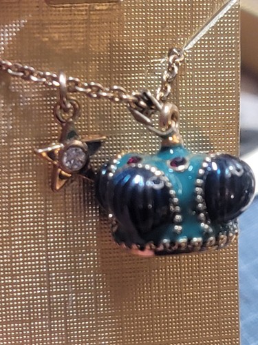 Vintage Monet "BLAU GRÜNE KRONE" Halskette Schmuck Emaille passender Charm Anhänger 2008 - Bild 14 von 16