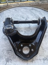 triangle de suspension Nissan Terrano 2