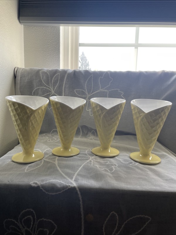 Ice Cream Cone Sundae Cups/Vintage/Retro 70’s Yellow Kitsch. Set of 4- Unsigned