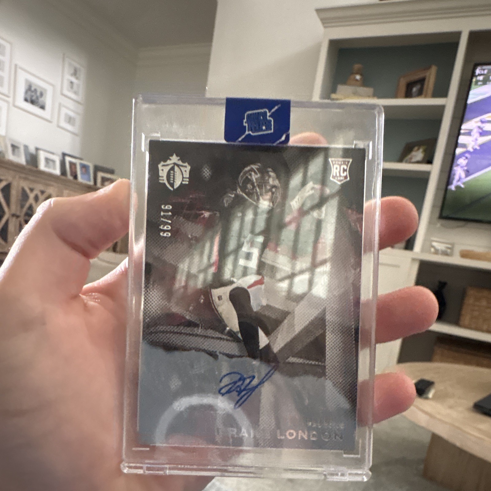 2022 Panini Chronicles - Gridiron Kings Drake London #GK-6 Signatures /99 AU, RC