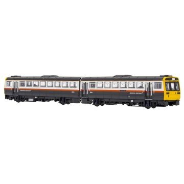 Dapol 2D-142-008 Class 142 038 Regional Railways Red/Grey/White N Gauge