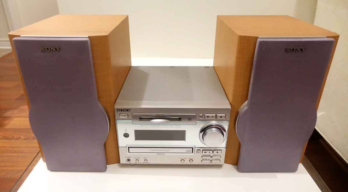 Sony DHC-MD333 Mini Hi-Fi System - Minidisc MD /CD Player/FM/AM