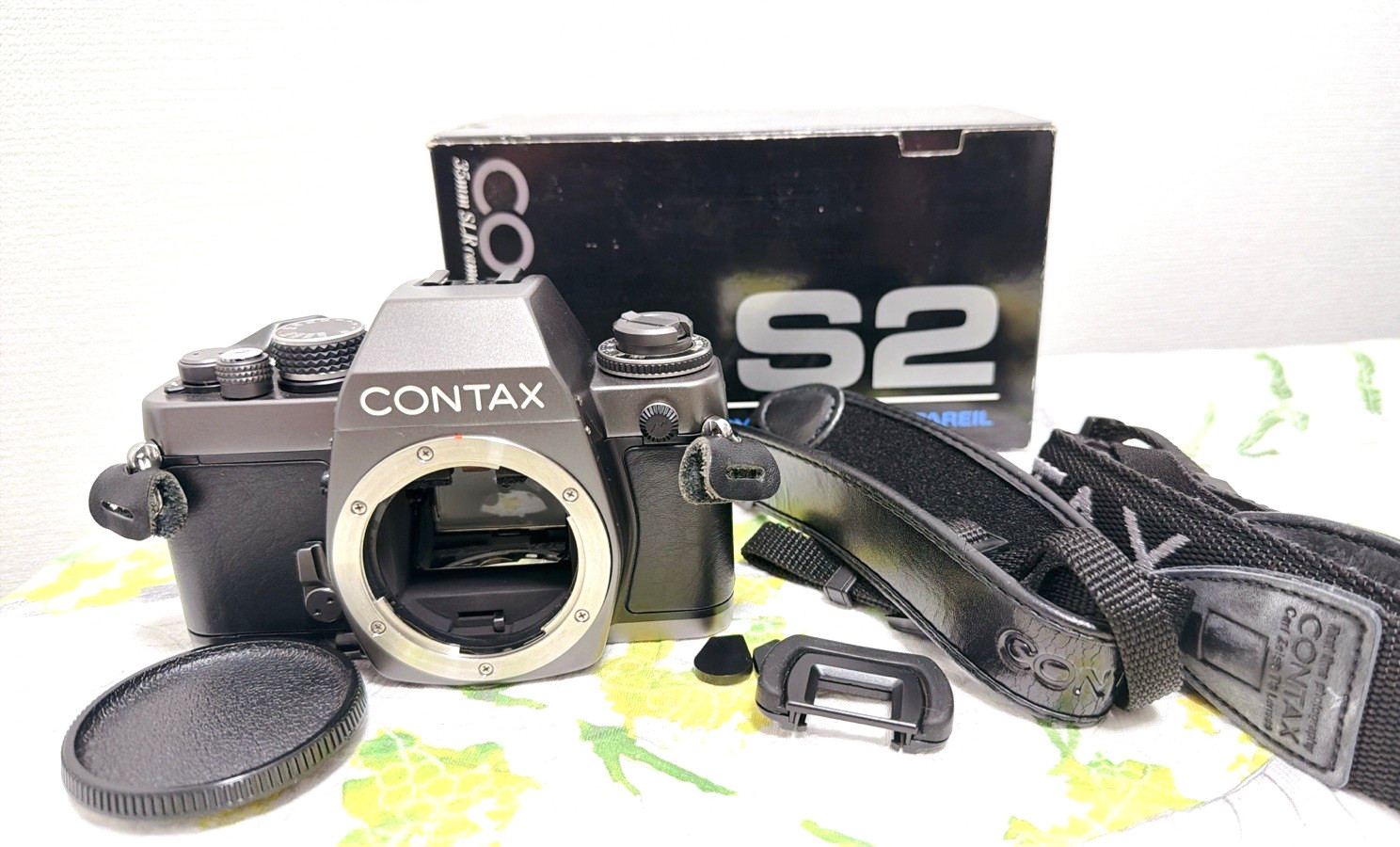 Late Model [Unused in Box] Contax S2b Black 35mm SLR Film Camera Body From JAPAN