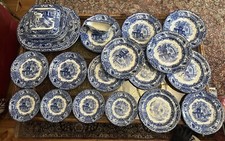 Antigue  George Jones & Sons Abbey Dinner Set 1920