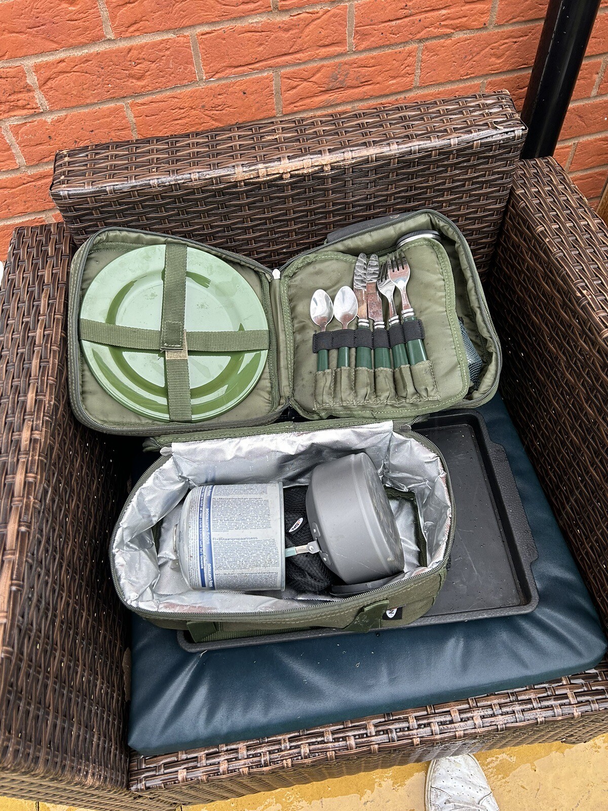 Carp Fishing Tackle Bundle (barely Used) BARGAIN eBay