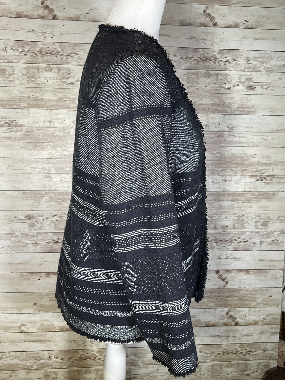 Picture 4 of 12