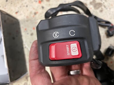 2021 honda cbr1000rr-r Sp Fireblade rightside controls/engine start stop