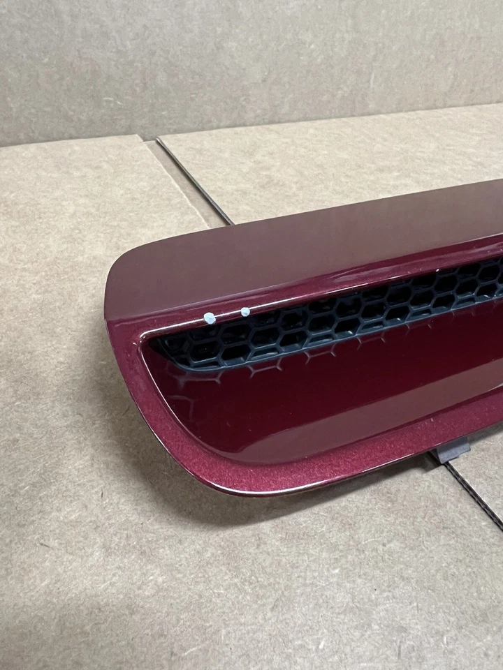 2008 2009 Pontiac G8 Hood Vent Hood Scoop Set Left Right OEM GM Sport Red SRM - Image 4 of 4