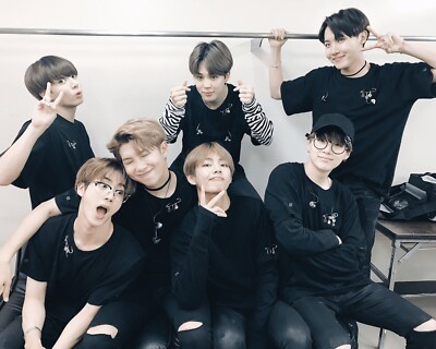 BTS KPOP GROUP 8x10 PHOTO *