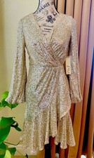 Eliza J Gold Sequin Cocktail Dress Size 2 V-Neck Long Bell Sleeve Ruffle Hem