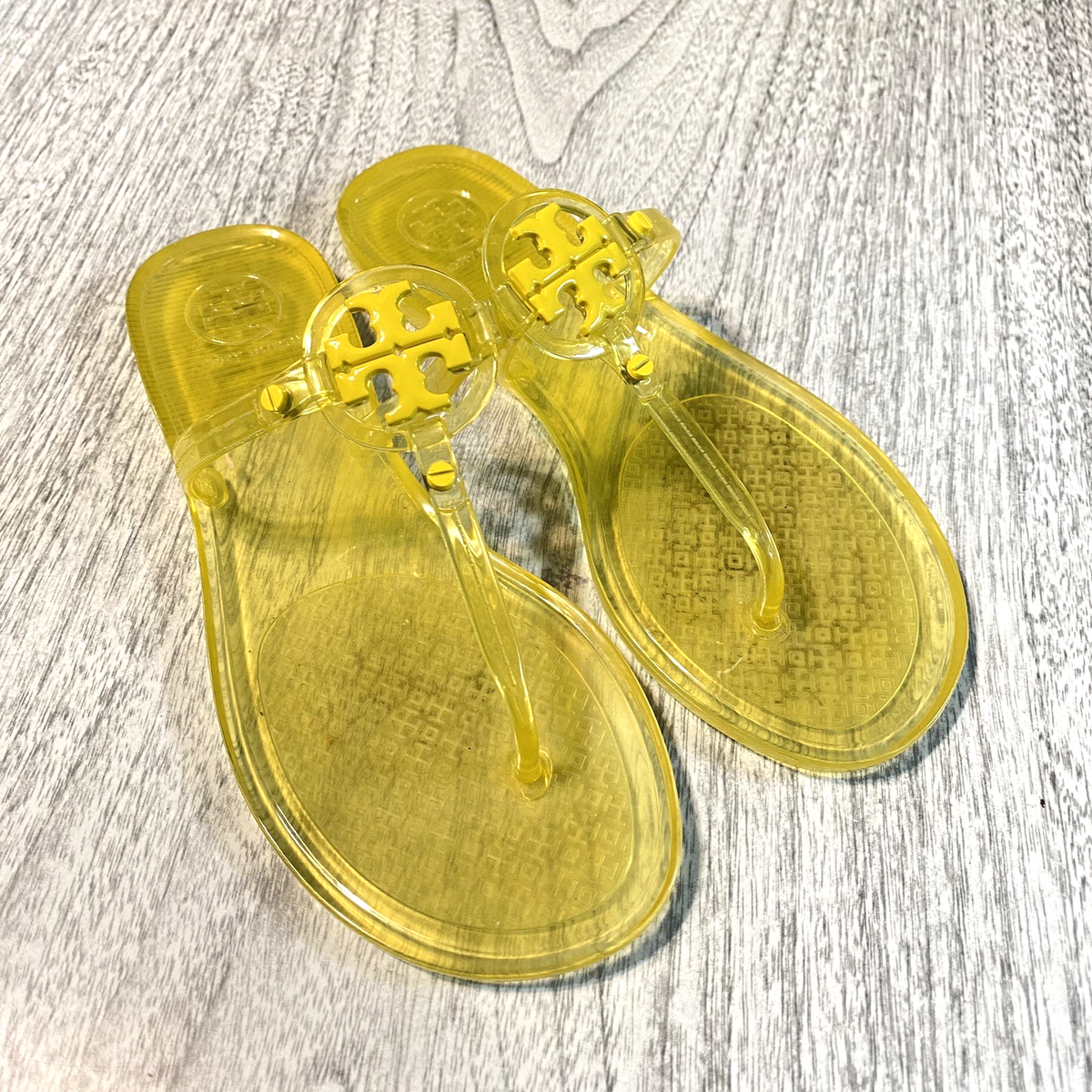 美品　Tory Burch フラットシューズ イエロー TORY BURCH（トリーバーチ） バレエシューズ フラットシューズ ロゴ