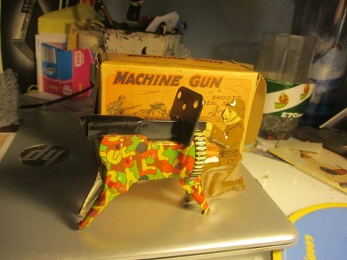 MARX MACHINE GUNNER 1930 TO 1940 W BOX WORKS FINE A BEAUTIFUL TOY  80 YEARS OLD