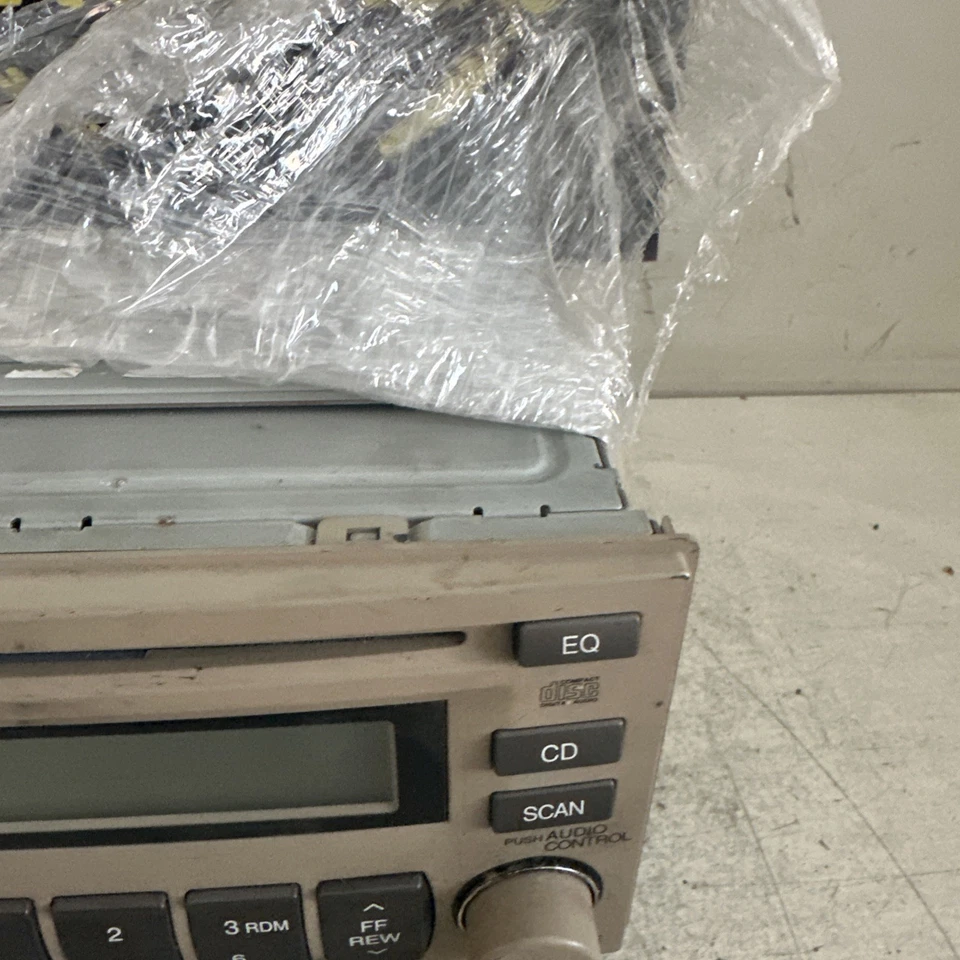 2005 - 2010 Hyundai Kia OEM AM FM Radio Stereo CD Player Receiver Tan - Bild 4 von 4
