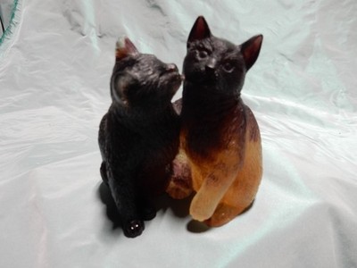 Daum Crystal Pate de Verre Amber and Black Kitten Pair Figurine in original box