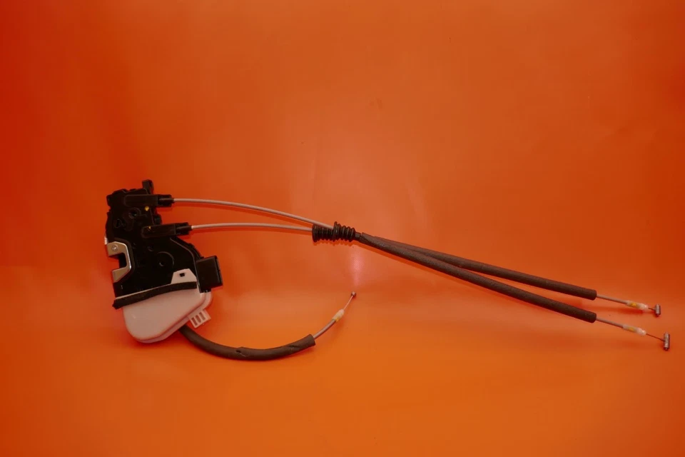 Cerradura pestillo puerta trasera derecha hyundai santa fe 2013 2014 2015 2016 2017 81420-2w000 Foto 3 de 4