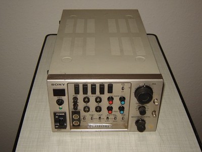 SONY CCU-300 P Kamerasteuergerät für SONY BVP-3P/30P