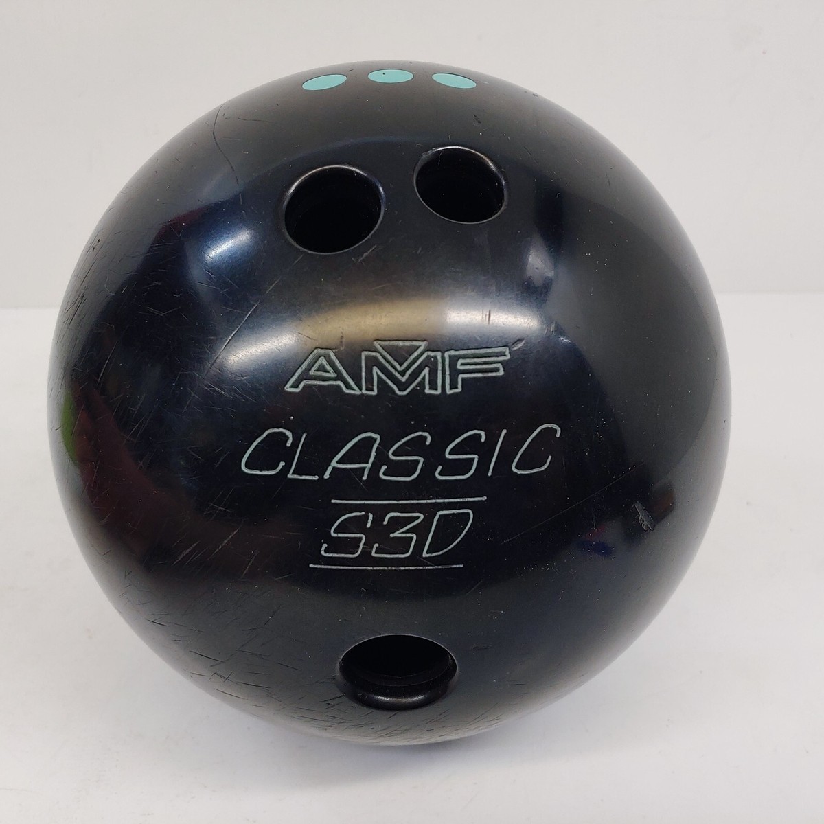 Vintage AMF Classic S3D 3 Blue Dot Bowling Ball 16 lb (15.8) Black | eBay vintage-amf-classic-s3d-3-blue-dot-bowling-ball-16-lb-15-8-black-ebay