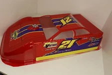 New Custom Painted and Wrapped 1/10 Dirt Late Model Oval Body