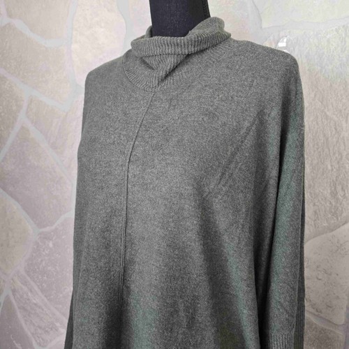 H by Bordeaux Women’s 1X Green Oversized Turtleneck Sweater Lightweight NWOT - Picture 3 of 15