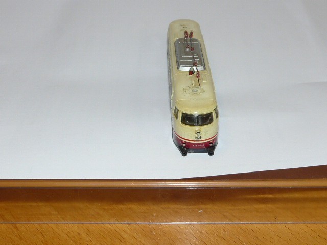 Picture 4 of 6