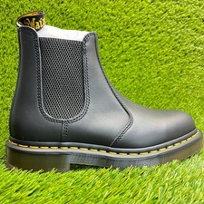 Dr. Martens 2976 Womens Size 7 Mens Size 6 Black Classic Outdoor Chelsea Boots