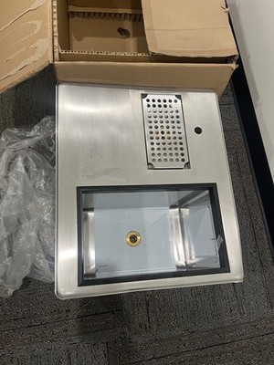 Advance Tabco D-24-WSIBL Drop-In Ice Bin & Water Unit (DENTED CORNER)  see pics