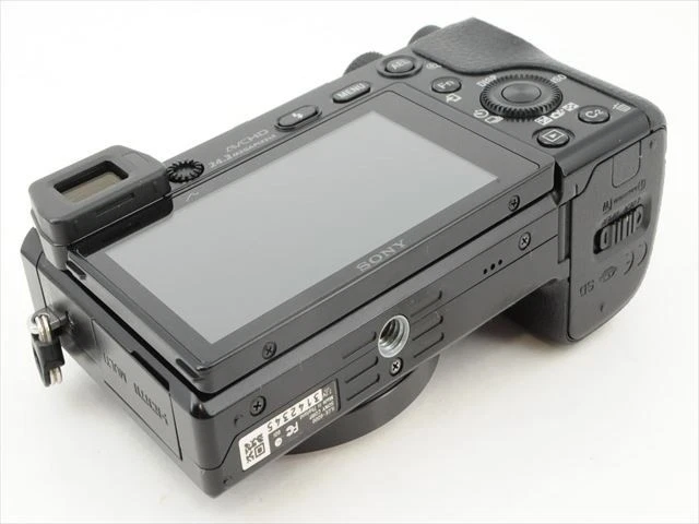 Sony Alpha A6000 (with 16-50mm Zoom lens) Black Near Mint From JPN #24211E - Image 4 of 4