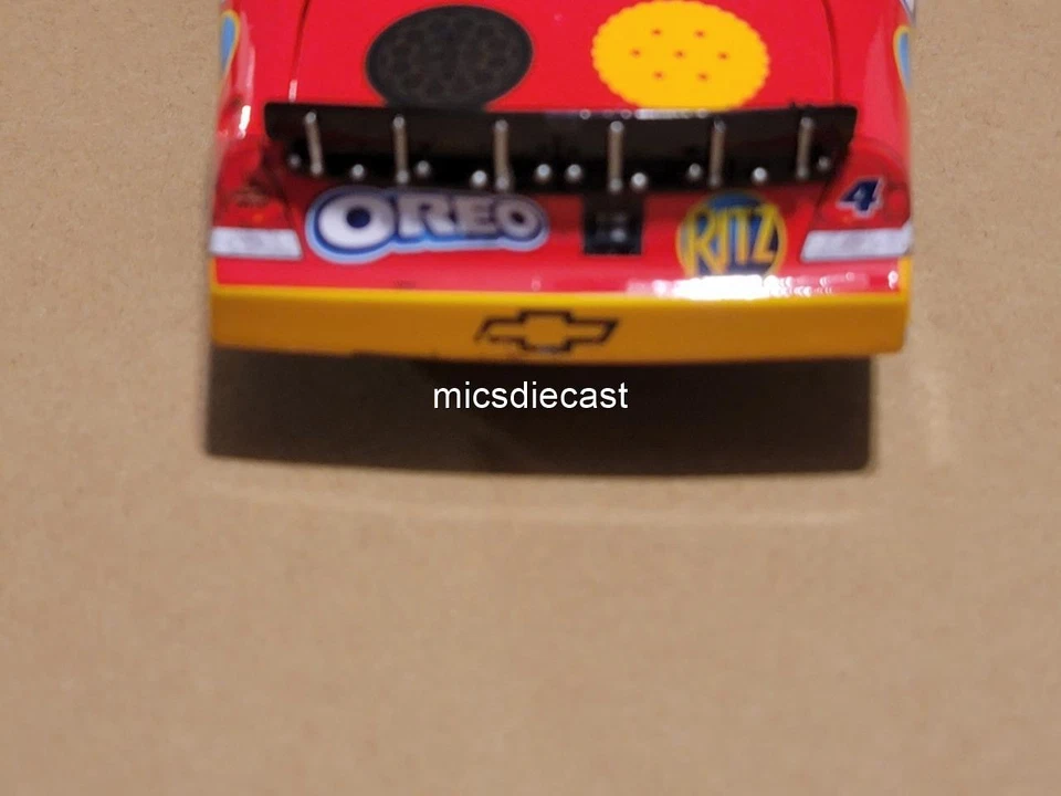 RARO 2010 Tony Stewart #4 Oreo Daytona Carrera Victoria 1/24 Nascar HOTO 990 KHI NUEVO EN CAJA Foto 3 de 4