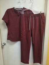 Fabletics Women  s Scrub Set XL V Neck Top Straight LegPants Performance Maroon