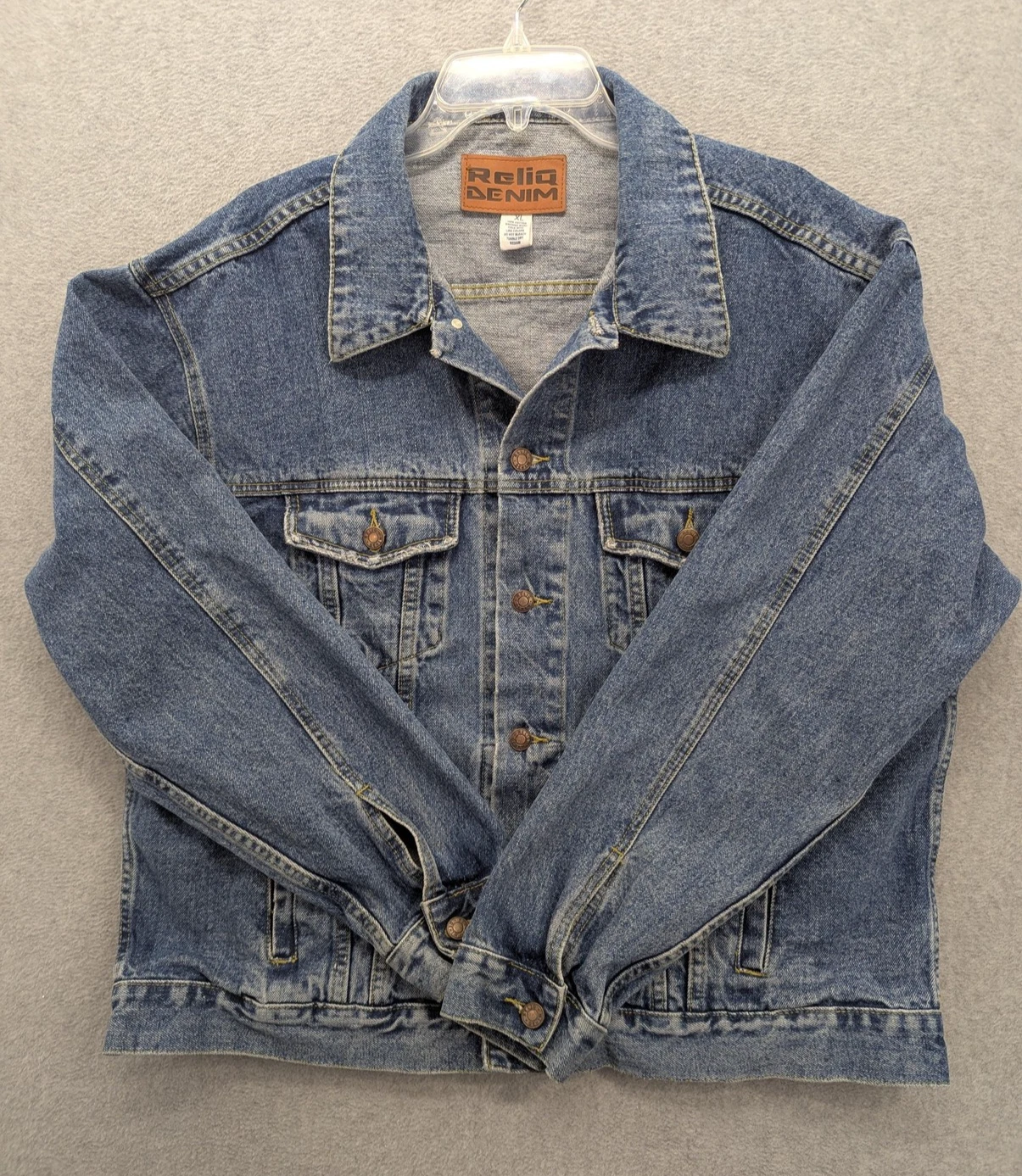ReliQ Denim Jacket Mens XL Blue Trucker 100% Cotton Button Front Pockets Classic