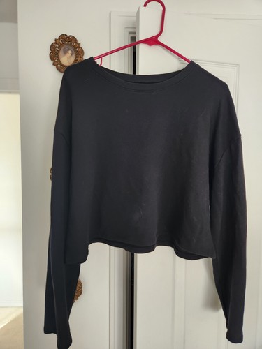 Victoria's Sport halb geschnittener schwarzer Damenpullover mit Rundhalsausschnitt Größe Large - Bild 8 von 8